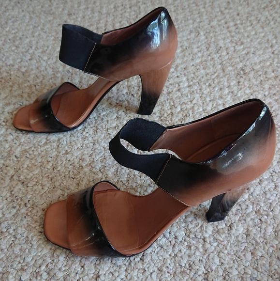 Prada Ombre patent leather Black and Brown pumps size 10 - Picture 11 of 16